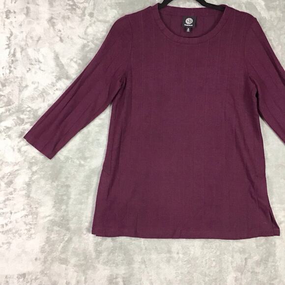 Bobeau Womens Medium Maroon Wide Rib Crew Neck 3/4 Sleeve Side Slit Top NWOT - Picture 4 of 9